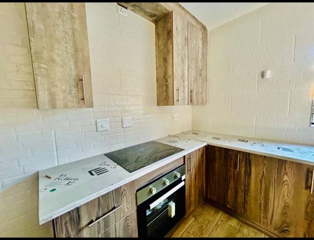 3 BEDROOM HOUSE FOR SALE IN VANDERBIJLPARK CW 4